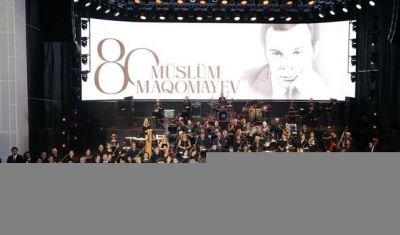 İlham Əliyev və Mehriban Əliyeva Maqomayevin xatirə gecəsində iştirak ediblər -FOTO