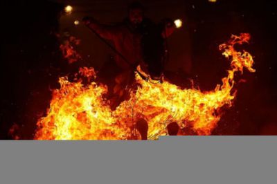 İspaniyada keçirilən ənənəvi bayramdan maraqlı görüntülər - FOTO/VİDEO