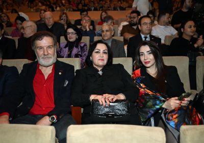 b_400_300_16777215_00_https___cdn.musavat.com_news_images_GUGU_Untitled_(2)-8.jpg
