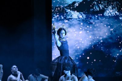 b_400_300_16777215_00_https___cdn.musavat.com_news_images_Gugu_Untitled_(3)-12.jpg