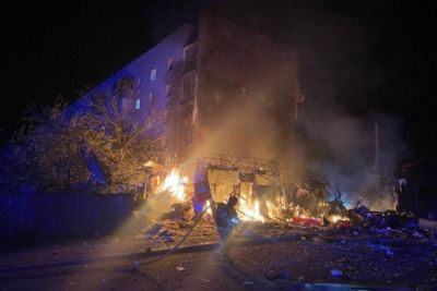 Ukrayna kütləvi raket hücumuna məruz qalıb, 9 ölü, 63 yaralı