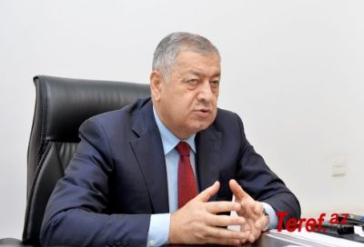 Vahid Əhmədov: “Güzaran pisləşib, maaşlar artırılmalıdır”