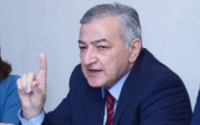 İlham İsmayıl OD PÜSKÜRDÜ: "Şərəfsiz adamlar namusdan, qeyrətdən danışan kimi..."