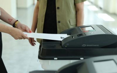Nə hikmətdirsə, biz uzaqlaşanda da, yaxınlaşanda da bizdən istəyirlər - Səxavət Məmməd yazır