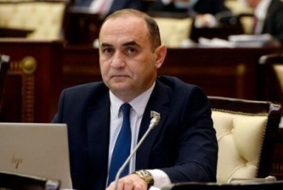 Deputat Xamenei üçün hazırlanan “Ağa can, 100 yaşa” videosundan danışdı: - “Güclü ideoloji iş apara bilməsək...”