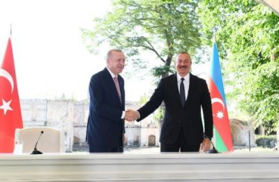 İki qardaş dövlət arasındakı əlaqələrin yeni mərhələyə yüksəldilməsi
