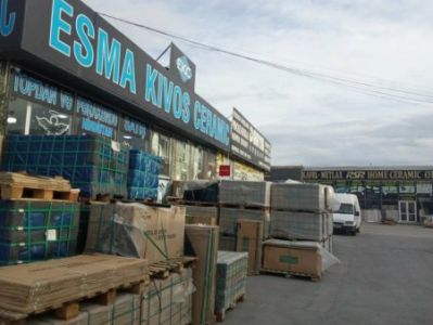 Bakıda şirkət rəhbərinin oğlu lüks avtomobillə avtoxuliqanlıq etdi: "Tələsirdim..." - TƏFƏRRÜAT