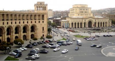 İrəvandan Qərbə zərbə: -