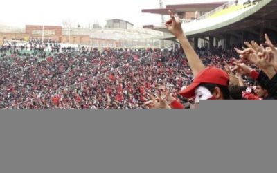 "Traktor" azarkeşləri ilə İran polisi arasında qarşıdurma yaşanıb