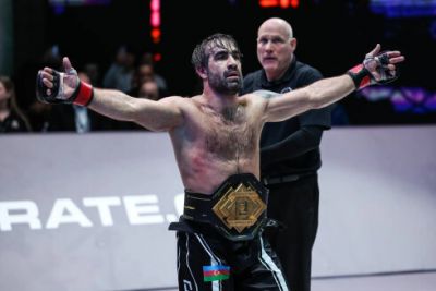 Rafael Ağayev “Karate Kombat”da növbəti qələbəsini qazandı - Video