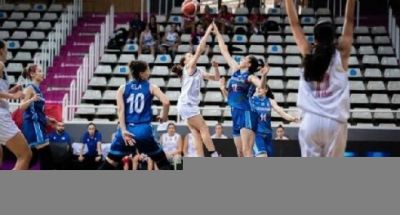 Millimiz Avropa çempionatının yarımfinalına yüksəldi