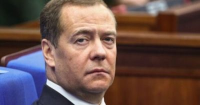 RUSİYA SÜLHƏ NAİL OLACAQ – MEDVEDEV
