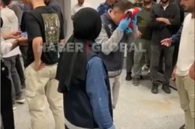 Türkiyəli polisdən Azərbaycan bayrağına ehtiram - VİDEO