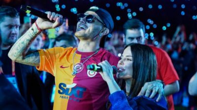 b_400_300_16777215_00_https___baku.ws_uploads_posts_2023-11_1701321772_2023-un-cok-dinlenen-sanatcisi-belli-oldu-16579404_5289_m.jpg