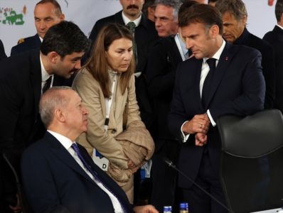 b_400_300_16777215_00_https___cdn.musavat.com_news_images_Ayten_MAKRO_1.jpg