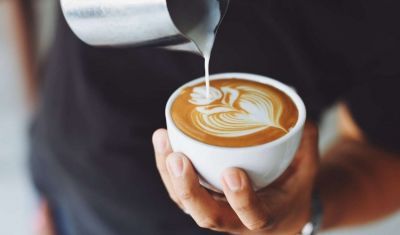 b_400_300_16777215_00_https___cdn.musavat.com_news_thumbnails_caf835ba3e3a6ca8377e23d55c375a1d.jpg