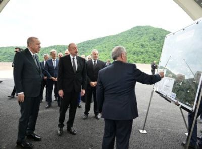 Prezidentlər Kəlbəcər-Laçın avtomobil yolunda