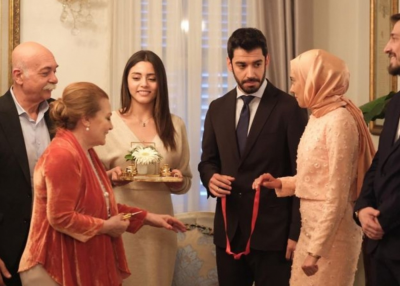"Kızılcık şerbeti"nin aktrisası yeni serialda - FOTO