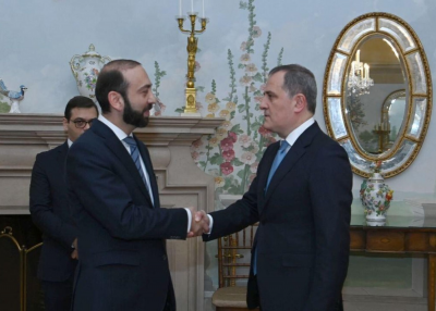 İrəvan Ceyhun Bayramovla Mirzoyan görüşünü müzakirə edir