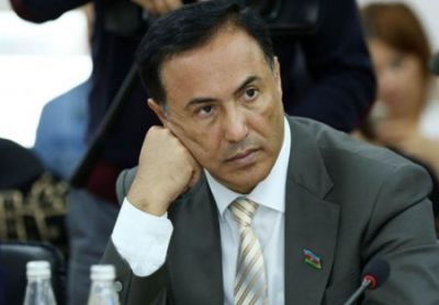 Deputat Cəbrayıl qaçqınına 12 000 manat "ATIB", özünü də pölisə verib... - 