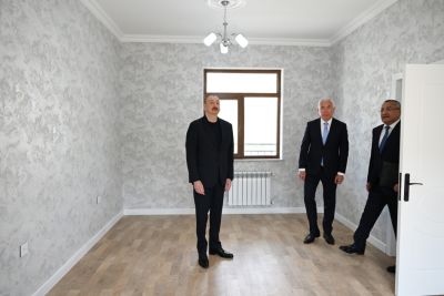 Prezident Bəylik kəndinin açılışında - Fotolar Prezident Bəylik kəndinin açılışında - Fotolar