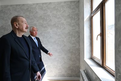 Prezident Bəylik kəndinin açılışında - Fotolar Prezident Bəylik kəndinin açılışında - Fotolar