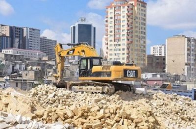 Bakıda 3 mindən çox binanın söküləcəyi deyilir – Video
