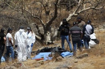 Meksikada onlarla insanın meyiti olduğu məzarlıq aşkarlanıb