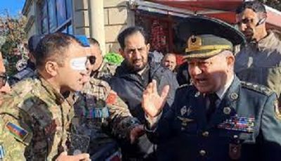 Əlil qazilər polkovniki biabır etdilər, maşına minib qaçdı VİDEO