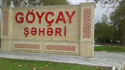 Göyçay RİH-ndən cavab gəldi: " ailənin rayonun Yekəxana kəndində fərdi yaşayış evi və torpaq sahəsi vardır."