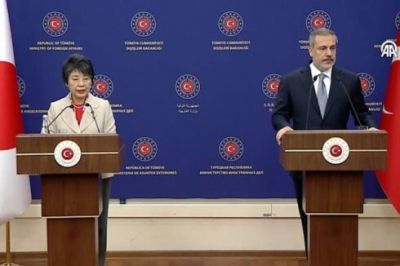 Hakan Fidan yapon həmkarı ilə nələri müzakirə etdi?