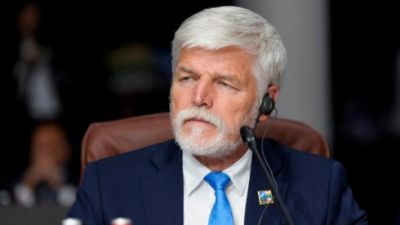 "Avropa Trampın qələbəsinə və Putinlə razılaşmasına hazır olmalıdır" - Çexiya prezidenti
