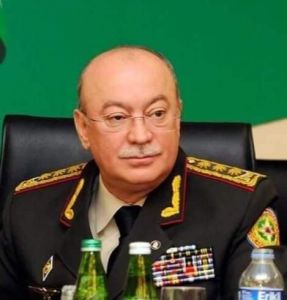 Kəmaləddin Heydərov mərhum əməkdar artist  Aygün Bəylərin qızını himayəsinə götürüb