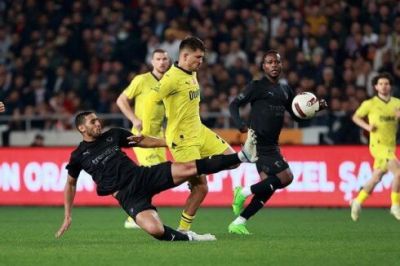 “Fənərbağça” Renat Dadaşovun klubunu yenərək liderliyə yüksəlib