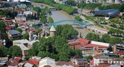 Sənədli filmlərdə gördüyümüz vəhşi heyvanlar çirkli gölməçələrdən su içirlərsə, niyə xəstələnmirlər?