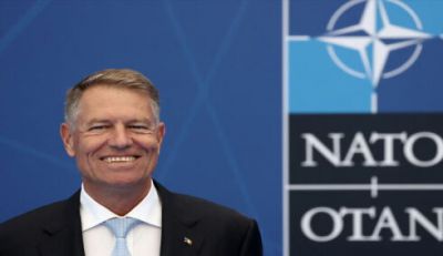 Əksər NATO ölkələri hesab edir ki, o, baş katiblik uğrunda mübarizədən çəkilməlidir – “Politico”