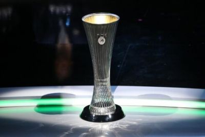 "Olimpiakos" UEFA Konfrans Liqasının qalibi olub - VİDEO