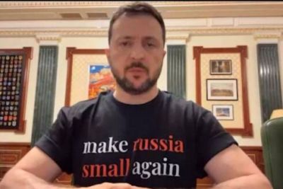 Zaxarova Zelenskiyə və onun “Make Russia Small Again” köynəyinə lağ etdi