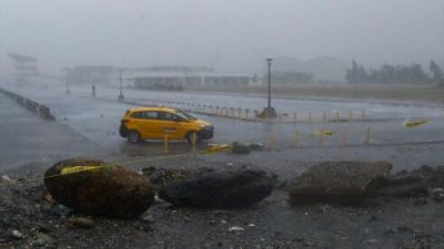 Tayvanda güclü qasırğa nəticəsində 3 nəfər ölüb, 690 nəfər yaralanıb
