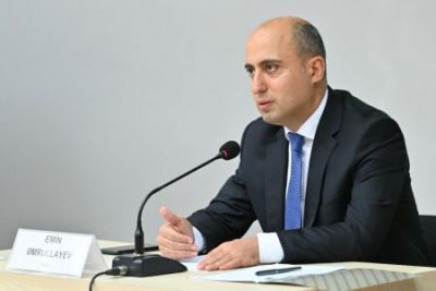 Kimsə nə vaxtsa elmi ad alıbsa, ona ömrünün axırına kimi yüksək maaş verməli deyilik - Emin Əmrullayev