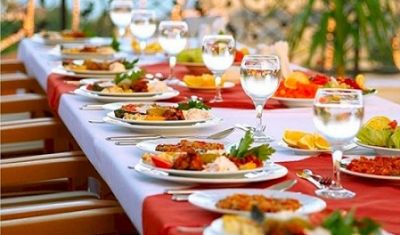 Restoranlarda təklif olunan ucuz setlər təhlükəlidir? -