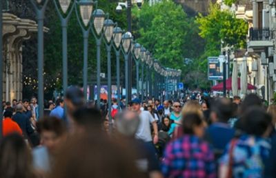 Bakıda nə qədər insan yaşayır? -