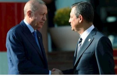 Ərdoğan Özgür Özələ zəng etdi